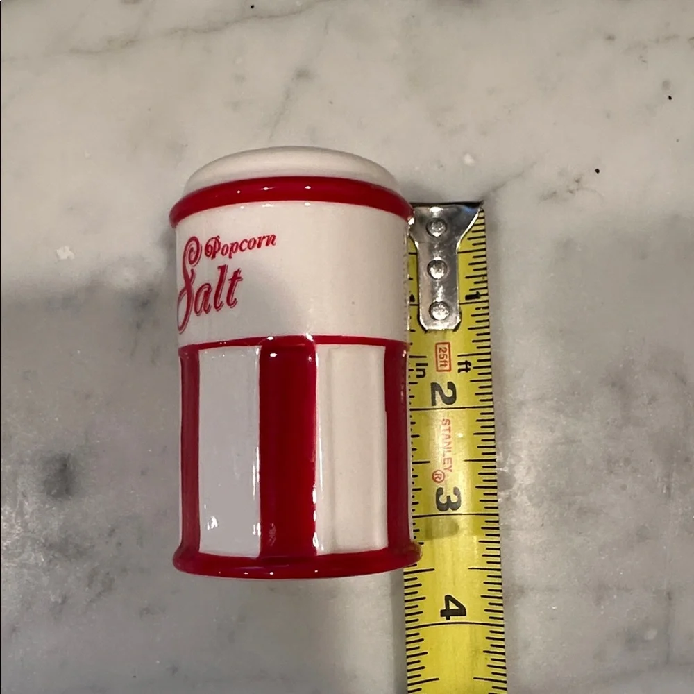 Williams Sonoma Red and White Ceramic Piece